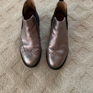 Hushpuppies wing-tipped Chelsea Boot